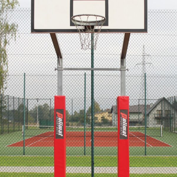 Osłony zabezpieczające słupki sportowe